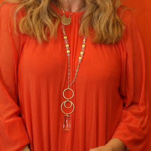 Collar largo cadena con colgante oro Versetto I Madrid68