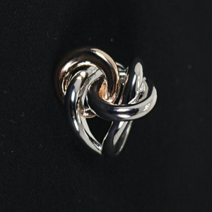 Anillo plata blanca y rosa nudo bicolor Odas I Madrid68