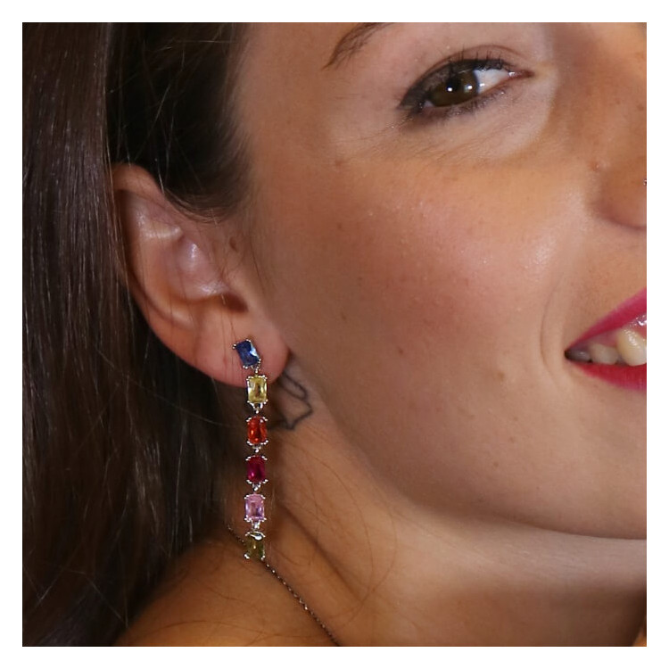 Pendientes largos piedras de colores Serpentinas I Madrid68 Pendientes largos piedras de colores Serpentinas I Madrid68