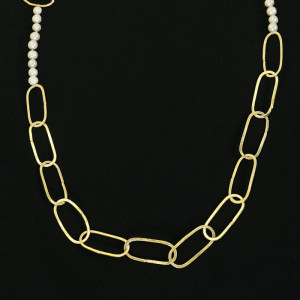 Collar largo de perlas con cadenas Onesti I Madrid68 Collar largo de perlas con cadenas Onesti I Madrid68