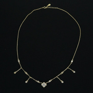 Collares cortos dorados cadena con colgantes Calma I Madrid68