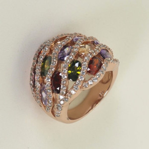 Anillos grandes con cuarzos de colores Spritz I Madrid68