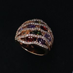 Anillos grandes con cuarzos de colores Spritz I Madrid68
