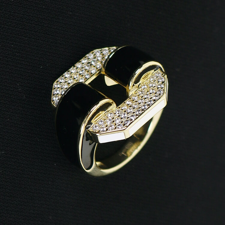 Anillo sello circonitas esmaltado negro y blanco Dynasti I Madrid68