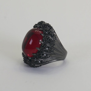 Anillo grande con piedra roja mujer Bitter I Madrid68