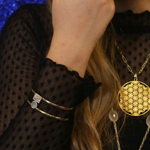 Pulsera brazalete dorado con piedras Parentessi I Madrid68