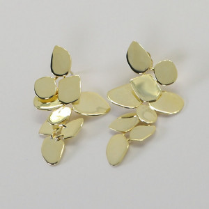 Pendientes grandes dorados cascada Luminous I Madrid68