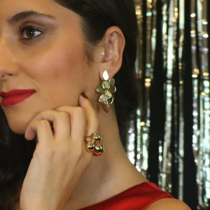 Pendientes grandes dorados cascada Luminous I Madrid68