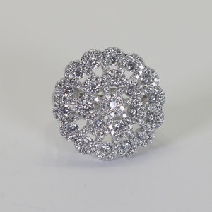 Anillo cóctel diseño floral con circonitas blanco Bellezza I Madrid68